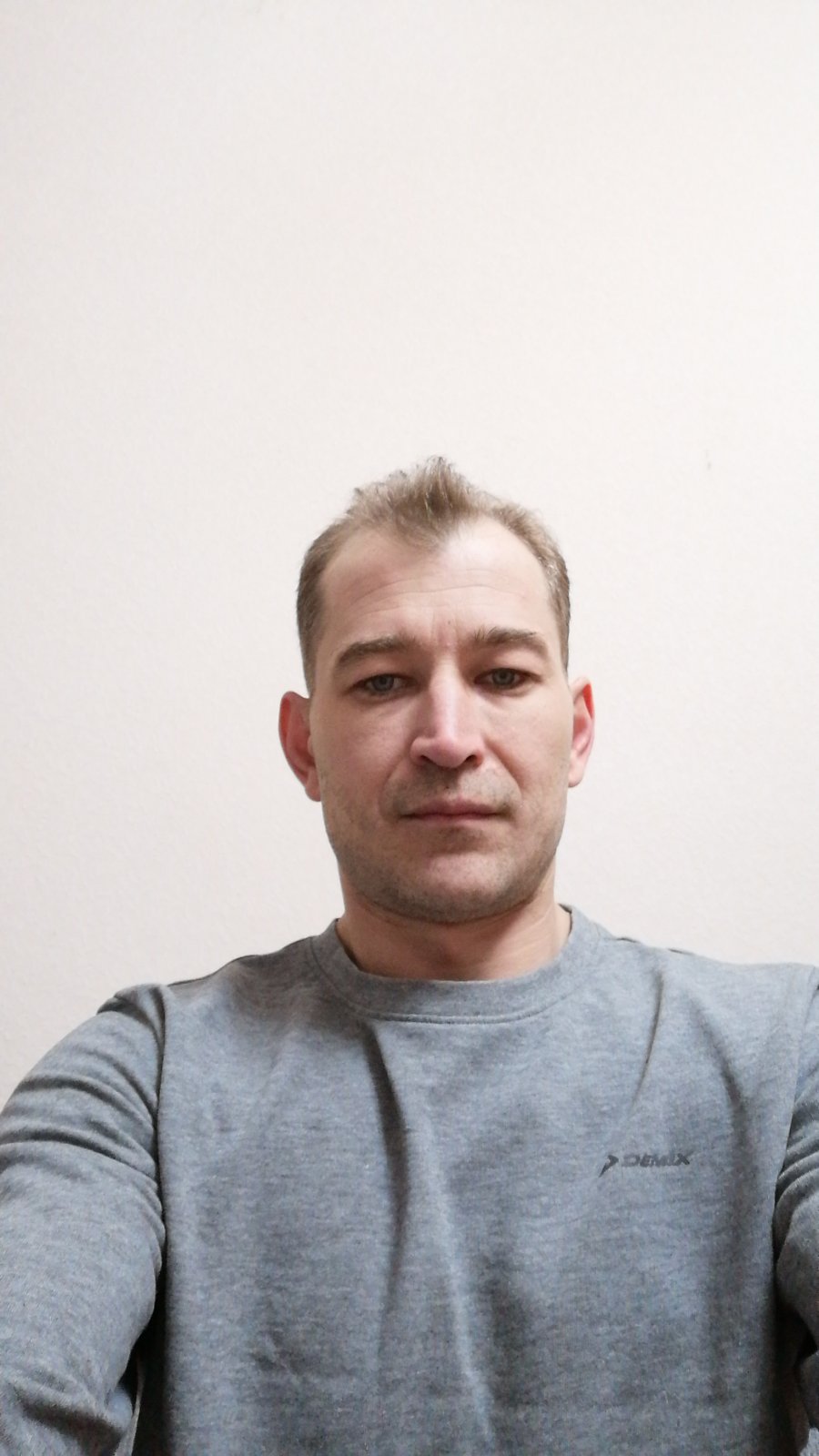 Артем , 43 года