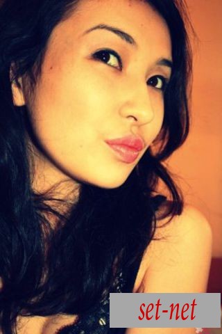 Ainura, 33 года