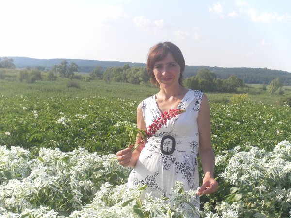 Алиса Взазеркалье, 43 года