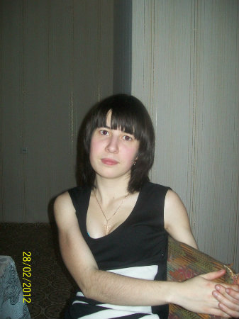Анютка Капризная, 32 года