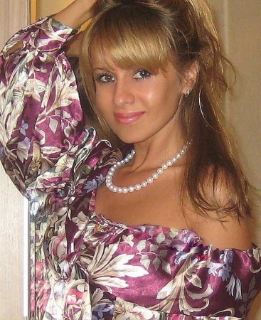 Божественная, 44 года