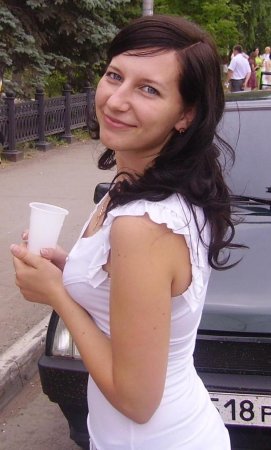 Christell Din, 37 лет