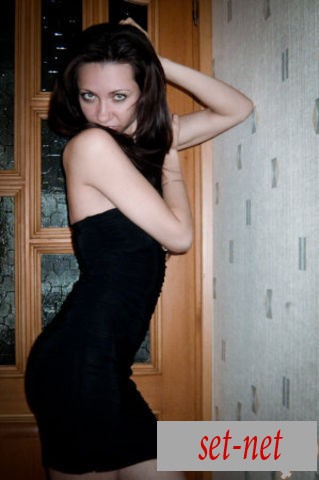 Lora, 32 года