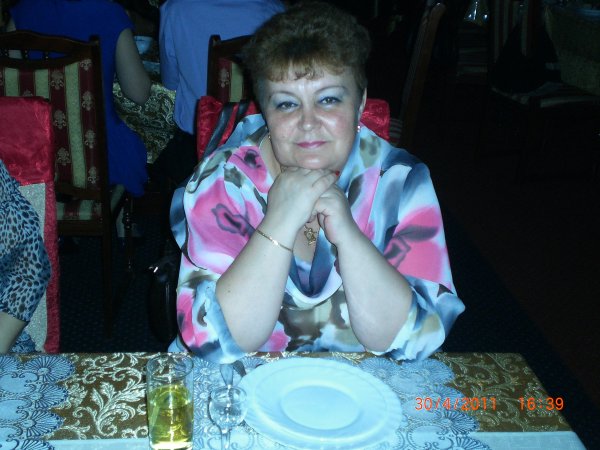 Mary, 61 год