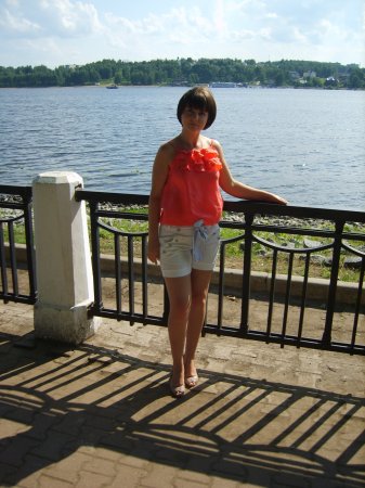 Оленька Петрова, 35 лет