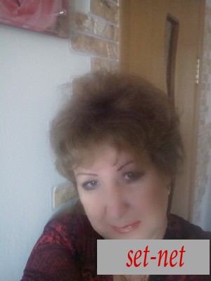 Оля, 64 года