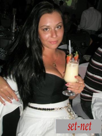 Regina, 32 года