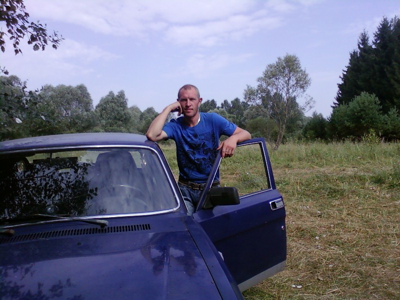 Виктор самарин, 44 года