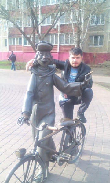 Зафар Шодиев, 33 года