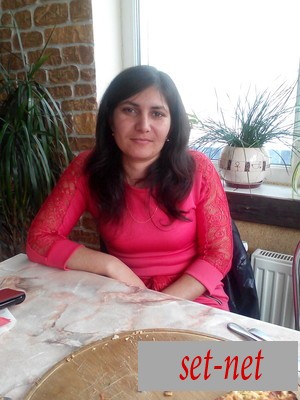 Зера, 33 года